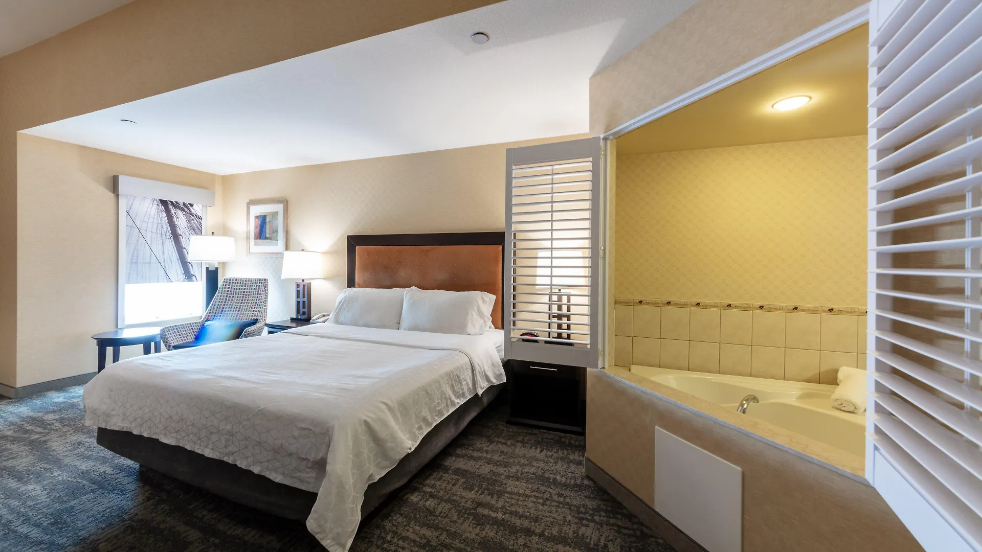 Holiday Inn Express & Suites Riverport Richmond By Ihg 3*,  Canada