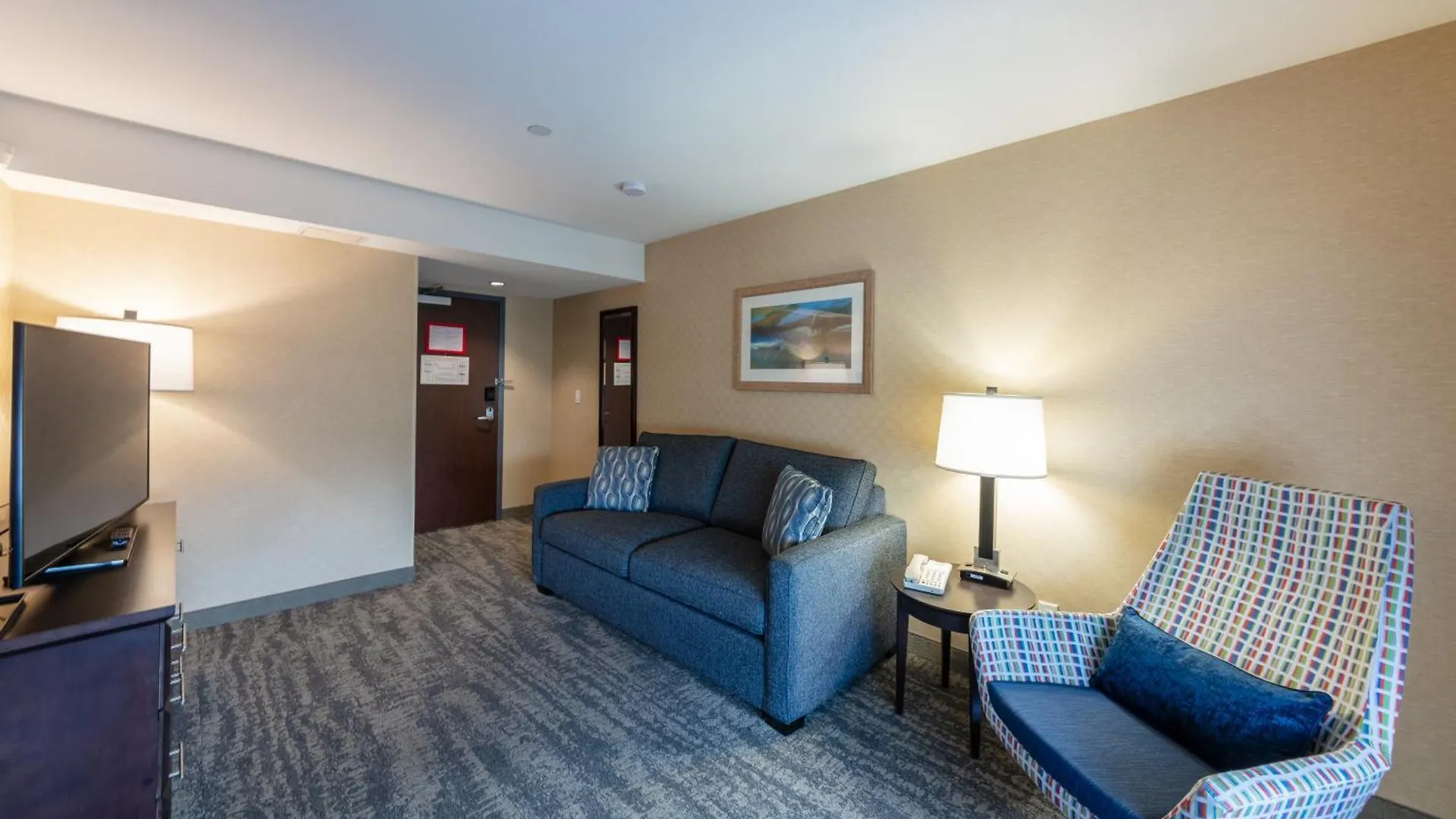 Holiday Inn Express & Suites Riverport Richmond By Ihg Hotel